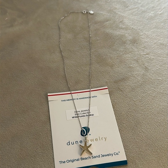 NWT Dune Jewelry Delicate Starfish Necklace - Picture 2 of 10